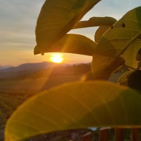 Lena Hébergement de vacances *