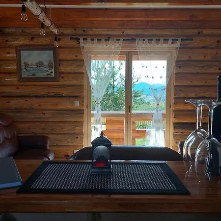 Lena بيت للعطل